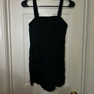 Black Sleeveless Dress